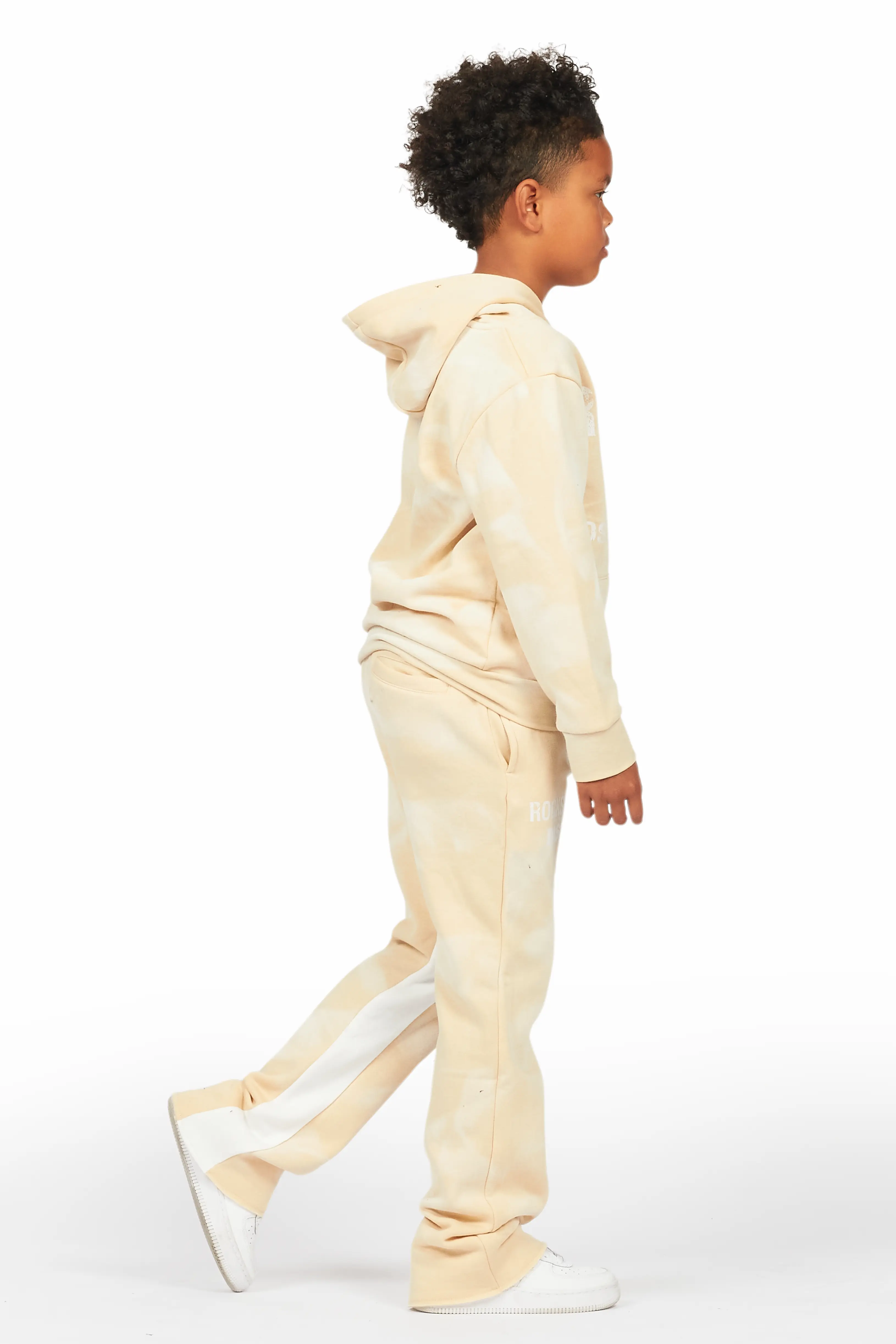 Boys Nelly Beige Baggy Fit Track Set - Image 3